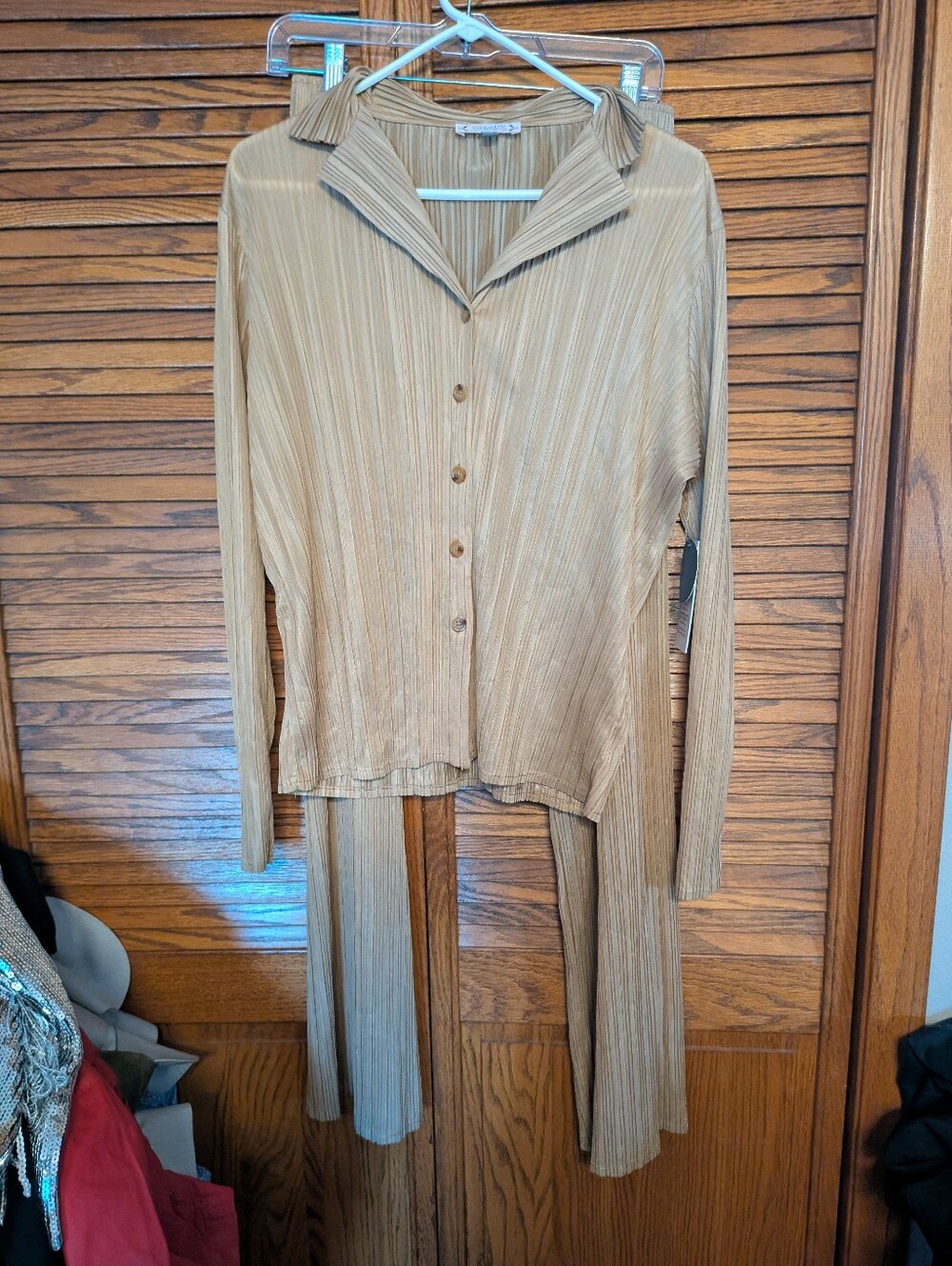 Nanette Lepore New Women's Two Piece Pleated Blouse And Pants Size Large In Tan